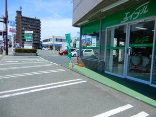 エイブルネットワーク熊本南店の接客写真