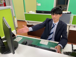 エイブルネットワーク函館美原店の接客写真