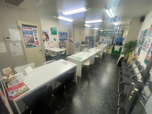 エイブルネットワーク熊谷駅前店の内観写真