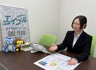 エイブルネットワーク富田店の接客写真
