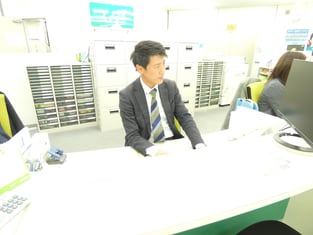 エイブルネットワーク塩尻広丘店の接客写真