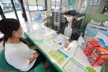 エイブルネットワーク新潟駅南店の接客写真