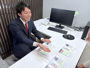 エイブルネットワークセントラルパーク店の接客写真