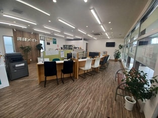 エイブルネットワーク本店ギャラリー店の内観写真