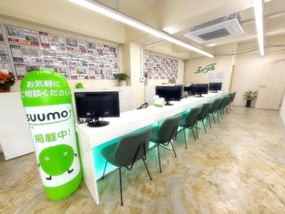 エイブルネットワーク 箕面店の内観写真