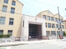 西須磨小学校(小学校)まで462m ベルコート須磨