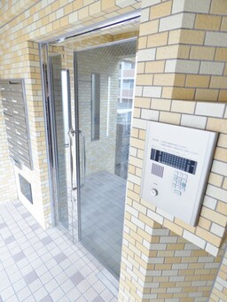 安心のオートロック完備