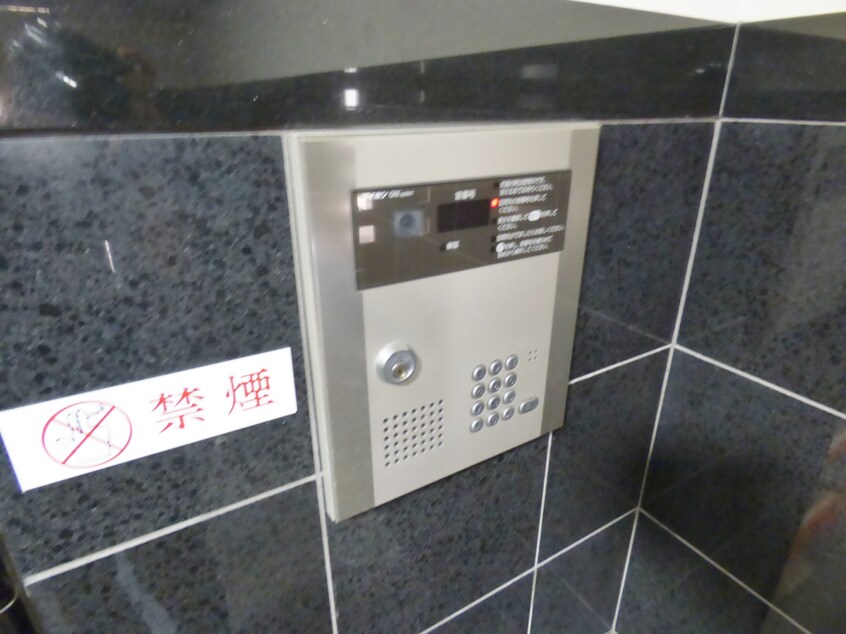安心のオートロック完備 ファインエクセレンス