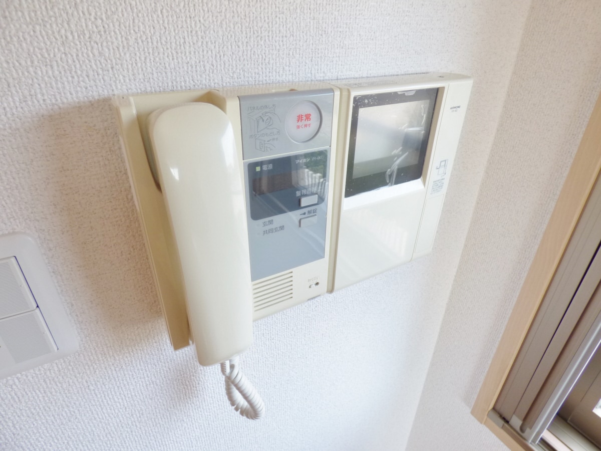 オートロック連動ＴＶモニターホン アペゼ・フィネス板宿
