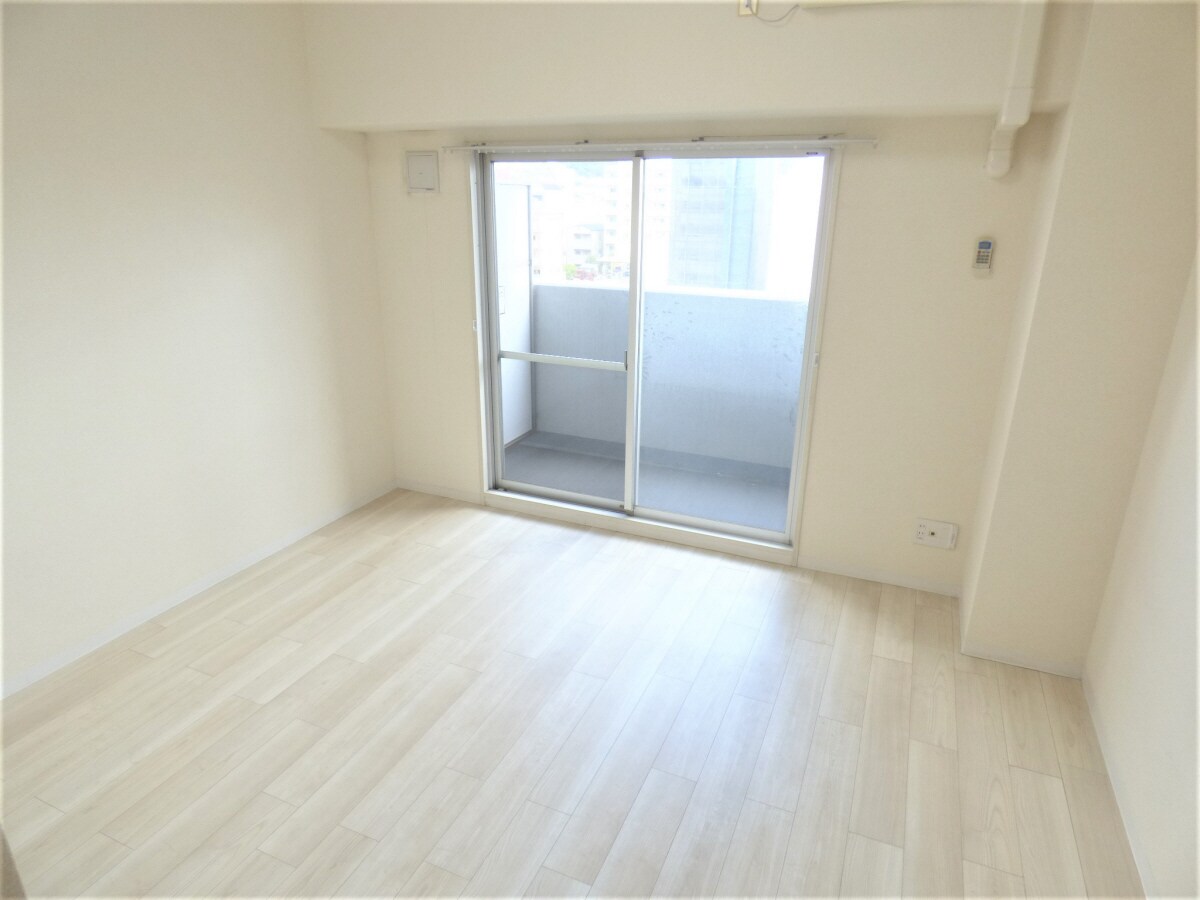 広々とした洋室 メインステージ須磨