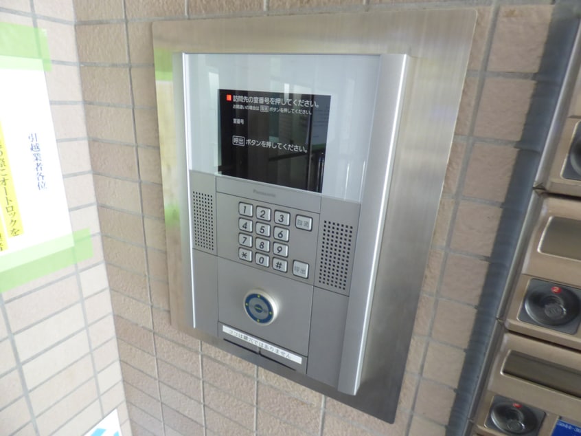 安心のオートロック完備 フロール須磨