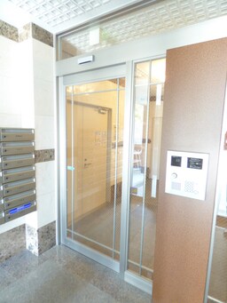 安心のオートロック完備