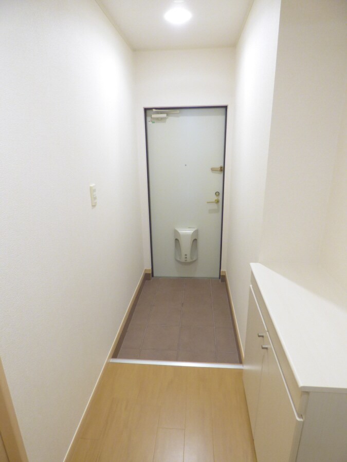 キレイな玄関 フォルテ月見山