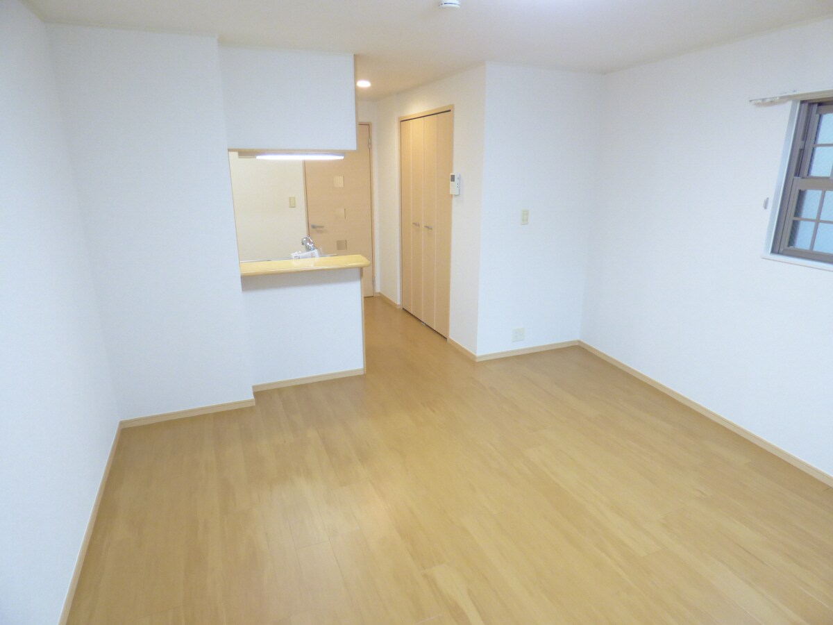 カウンターキッチンのある洋室 フォルテ月見山