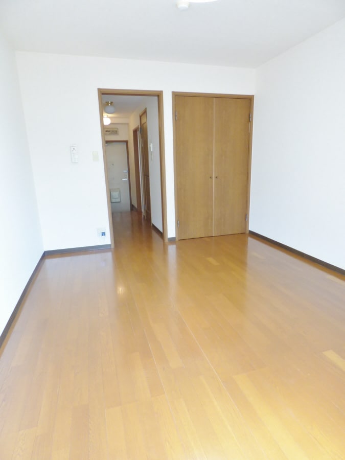 明るい洋室 エスポワール須磨