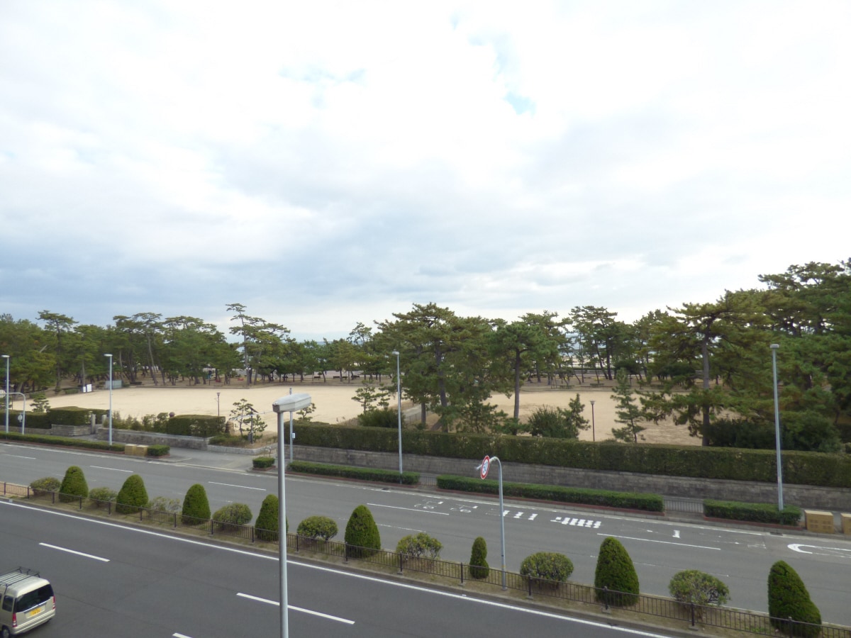 目の前に須磨海岸あります 須磨パークアヴェニュー
