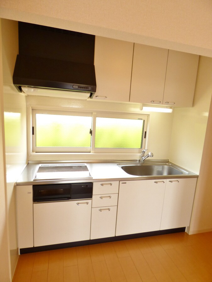 ＩＨ３口システムキッチン ガーデンコート車Ａ棟