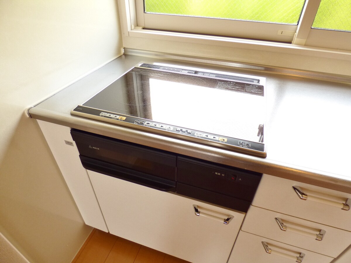 ＩＨ３口コンロ ガーデンコート車Ａ棟