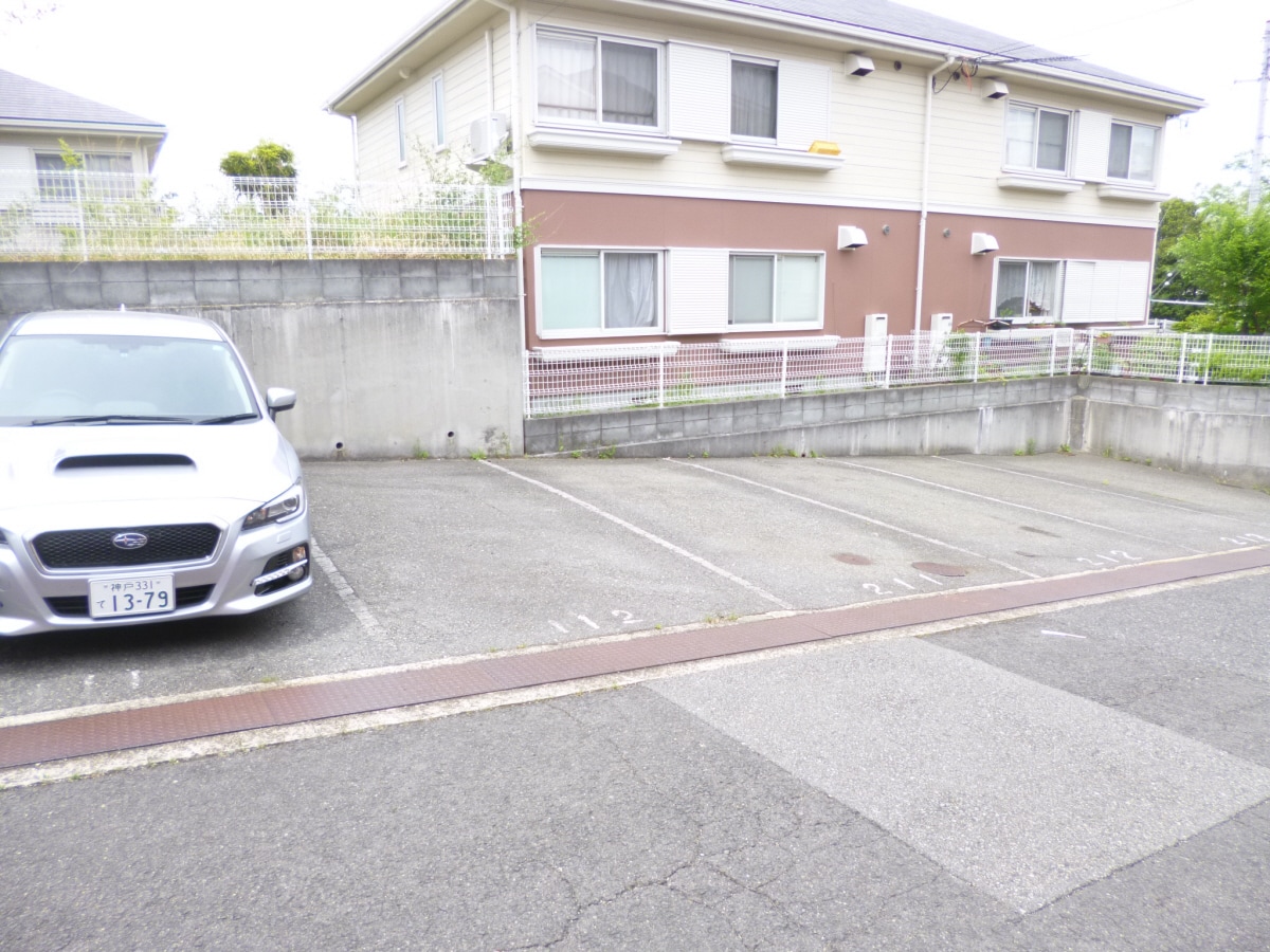 敷地内駐車場完備 フレグランス南落合Ⅲ