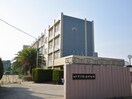 友が丘中学校(中学校/中等教育学校)まで579m フレグランス南落合Ⅰ