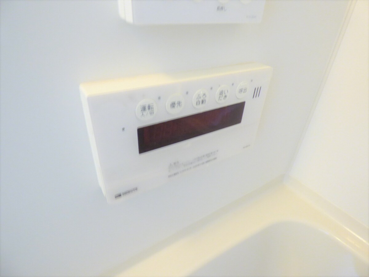 浴室リモコン ヴィラ月見山