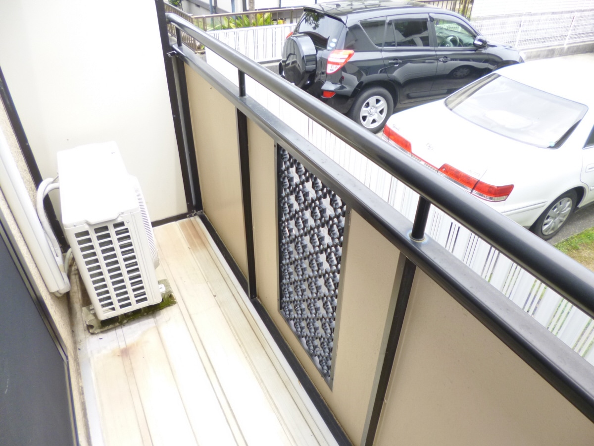 南東向きバルコニーで日当たり良好 メゾンドアヴニール名谷