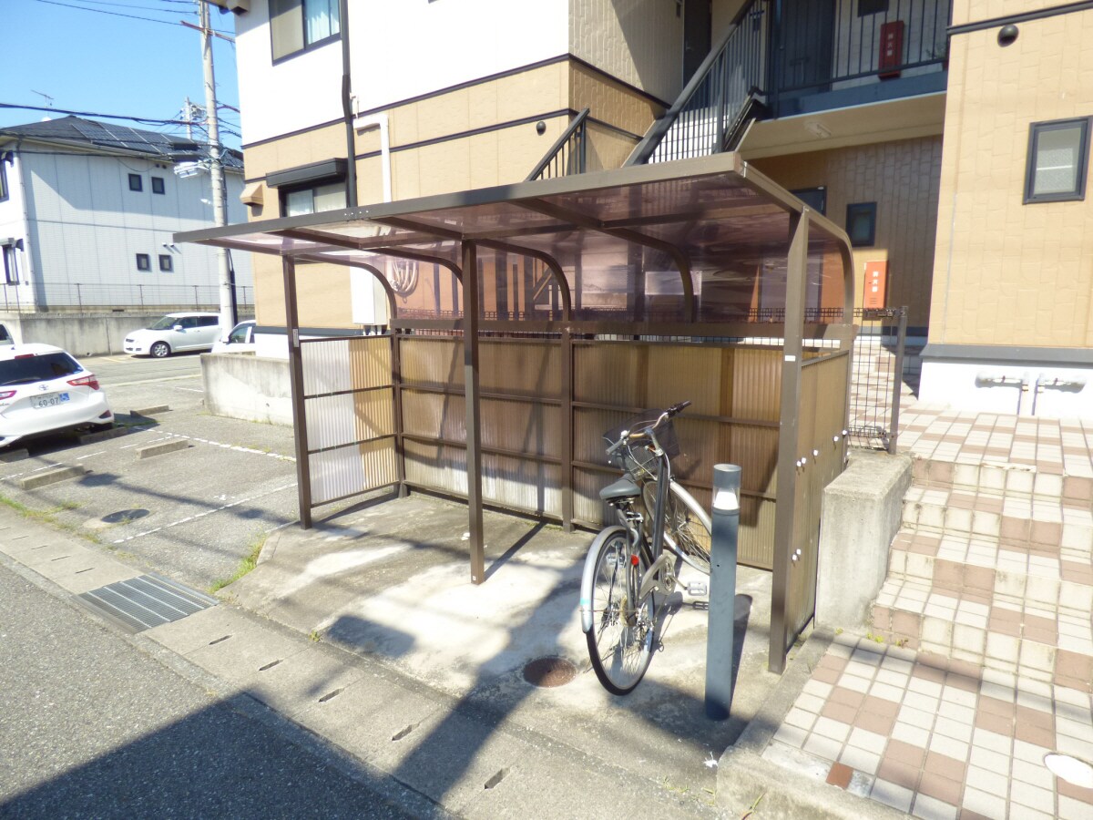 駐輪場 ピボットハイムＢ