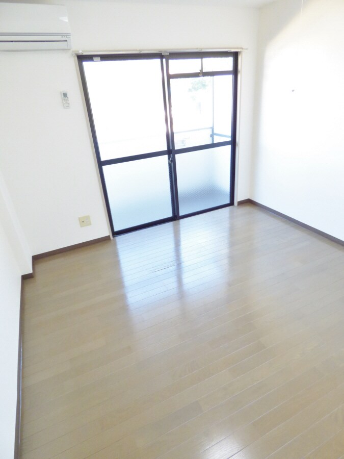 学生さんにオススメの洋室 リベラルハウス