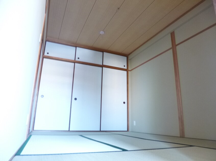 明るい和室 高倉山ハイツ