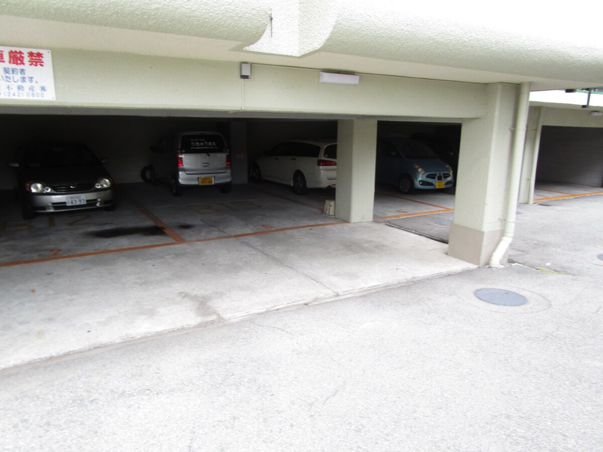 駐車場 離宮前グリーンハイツ