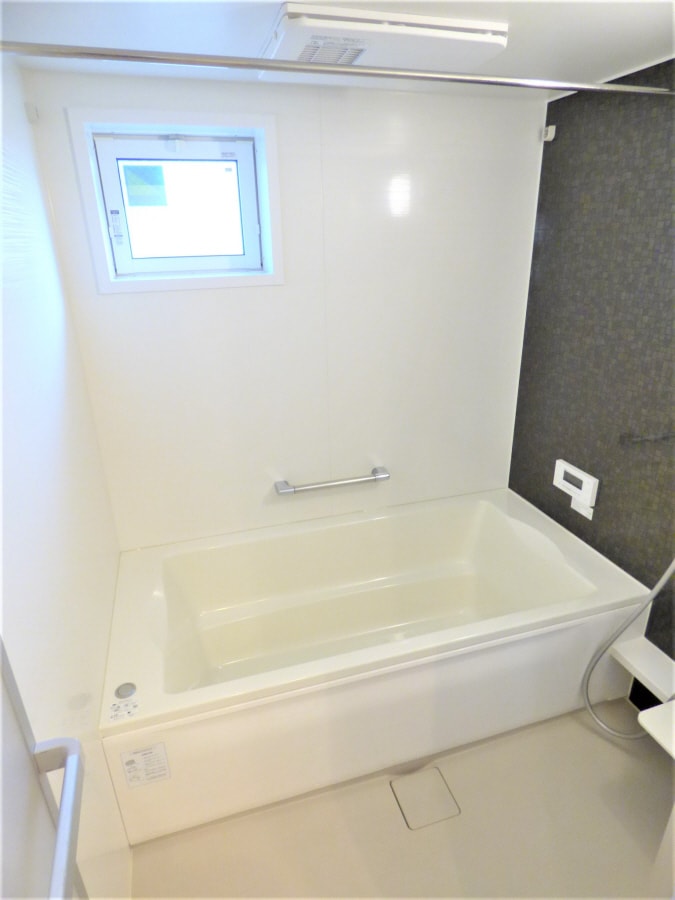 １坪タイプの追い焚き機能付バス キャム月見山Ⅱ