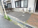 敷地内駐車場完備 須磨天神ハイツ