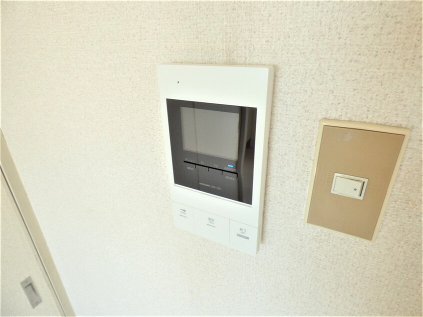 オートロック連動ＴＶモニターホン ＢＡＫＥＲ７７