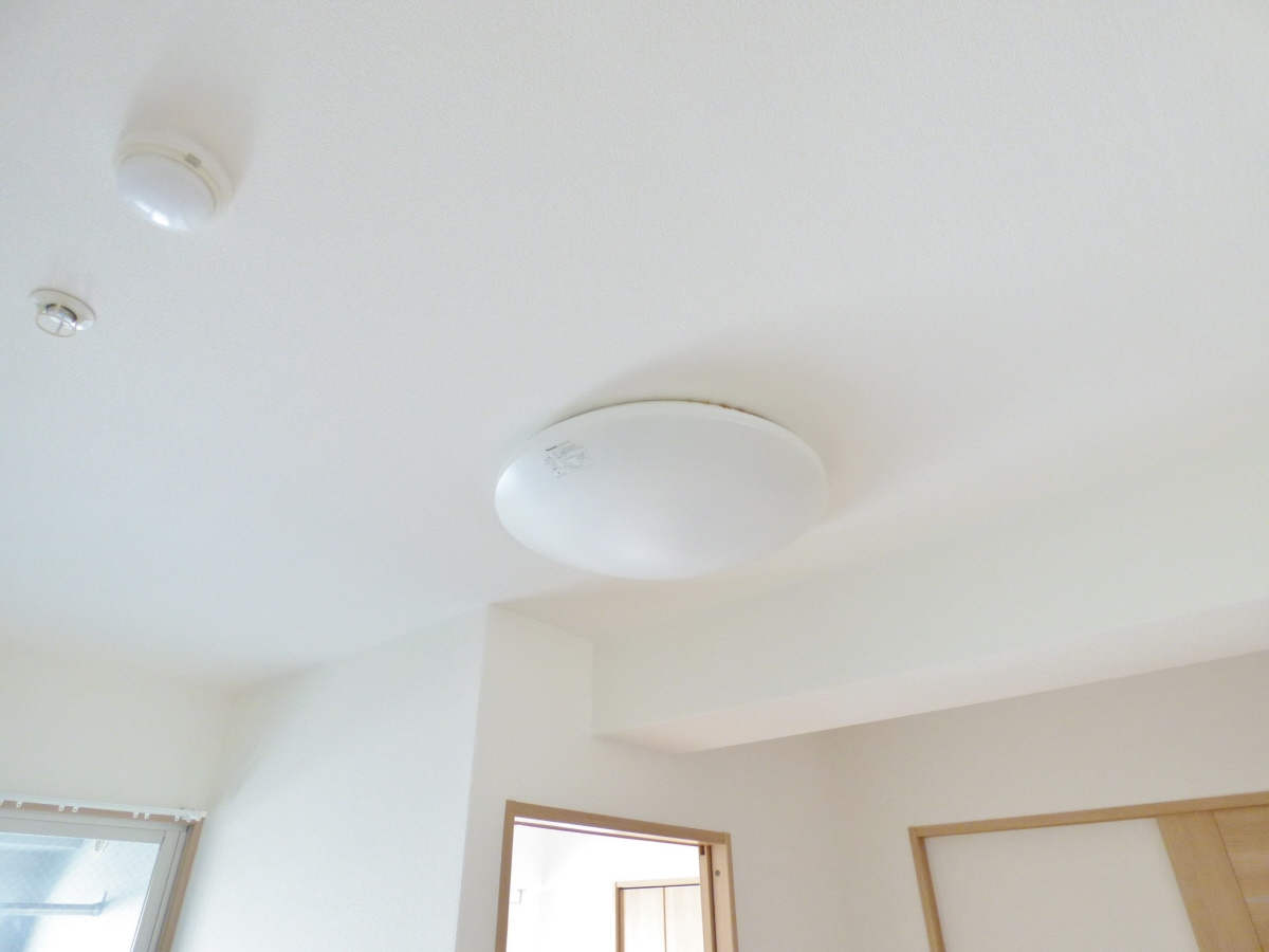 照明付 三國ビル