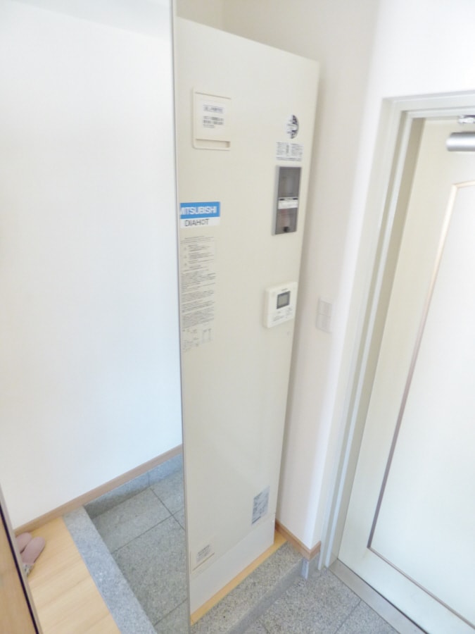 電気給湯器 三國ビル