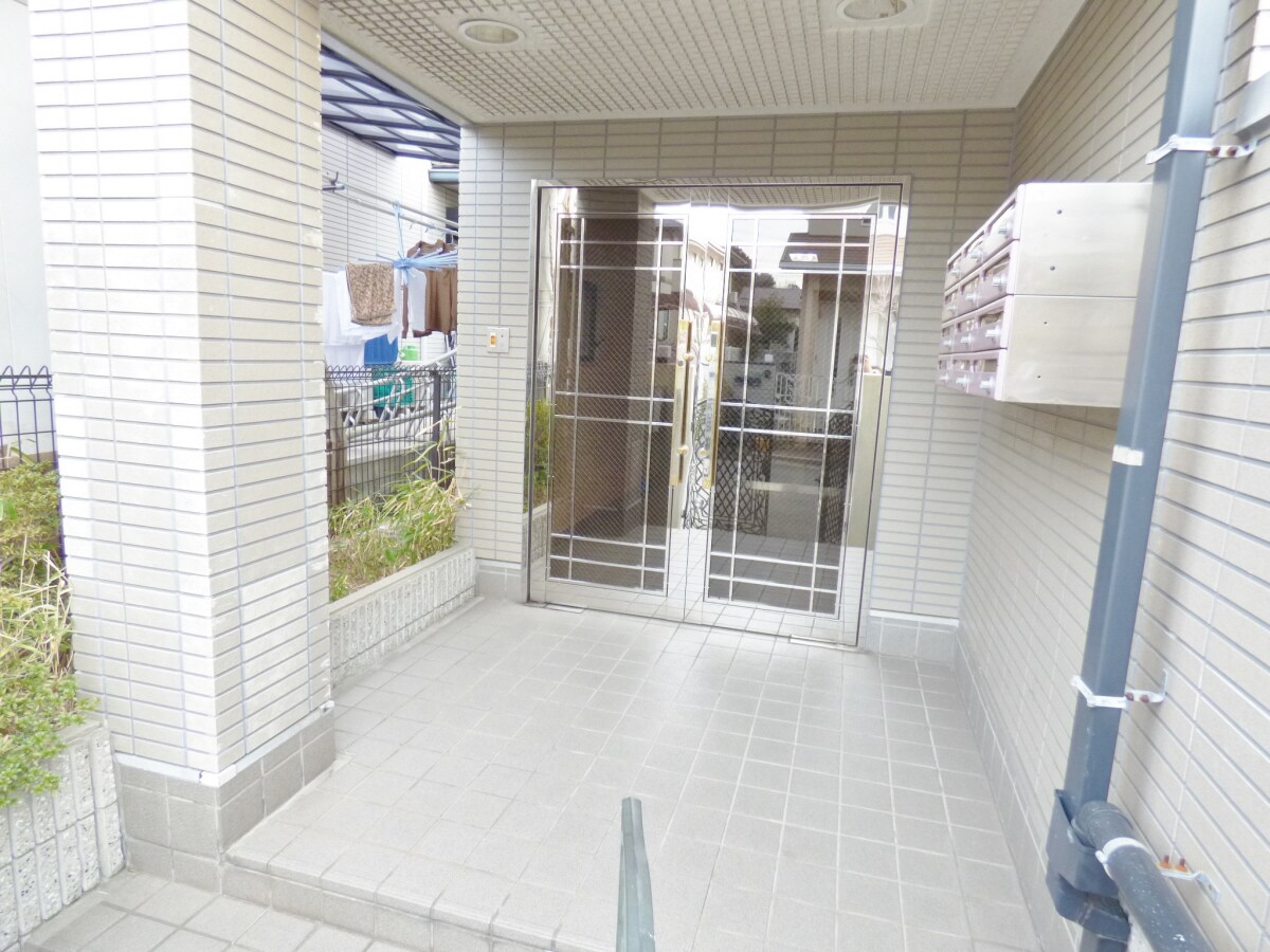 安心のオートロック完備 ＡＭＥＮＩＴＹ須磨