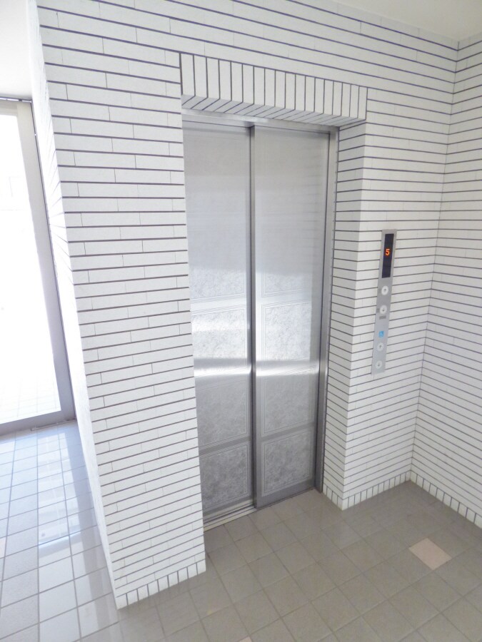 エレベーター完備 ツルトスコⅡ番館