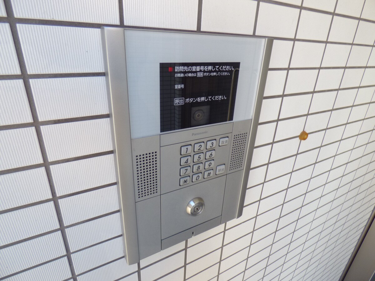 安心のオートロック完備 ツルトスコⅡ番館