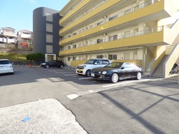 敷地内駐車場完備