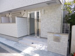キレイなエントランス