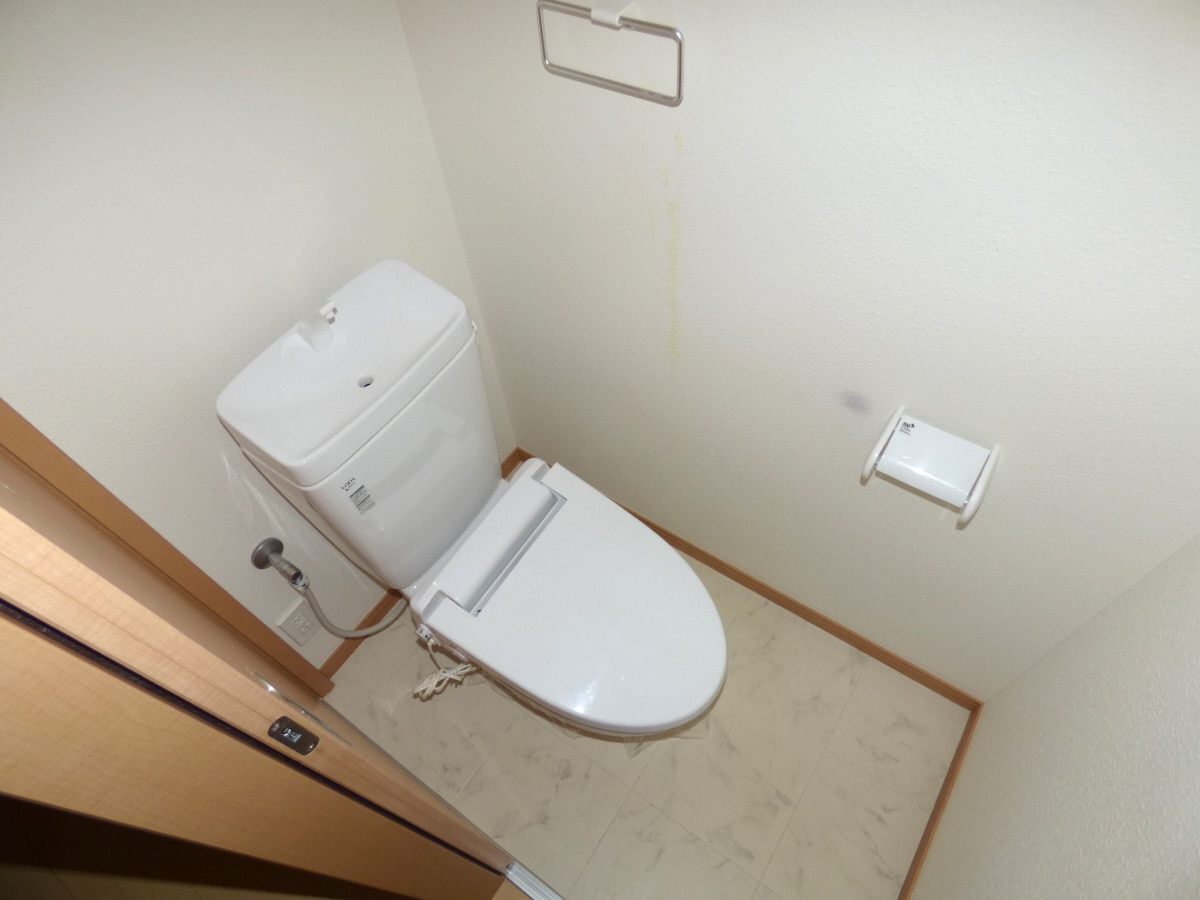 便座ウォームレット付トイレ ワコーレヴィアーノ須磨関守