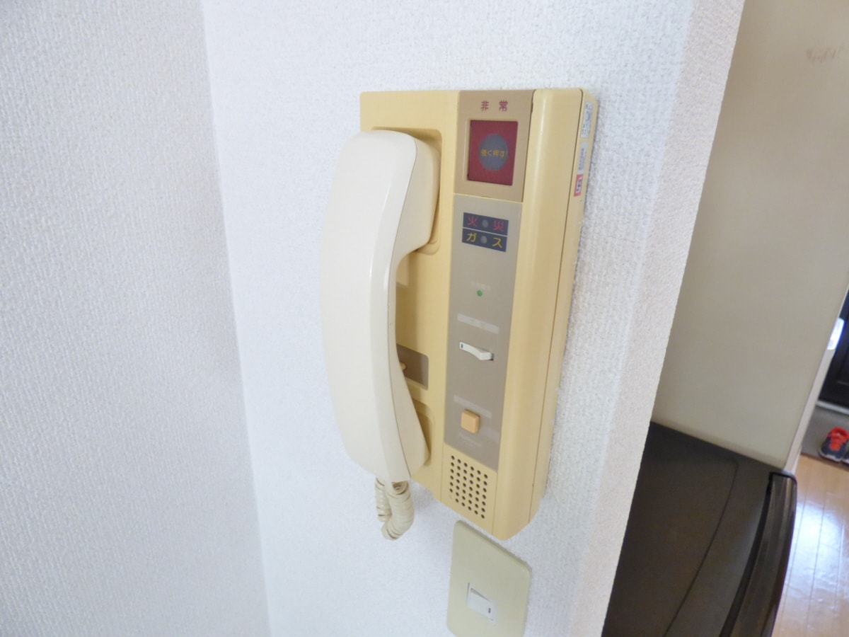 インターホン ブリュンヒルト
