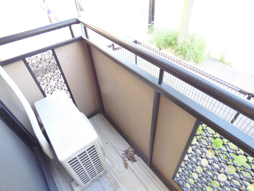 南東向きバルコニーで日当たり良好 ブリュンヒルト
