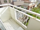 南向きバルコニーで日当たり良好 ハイツ潮見台