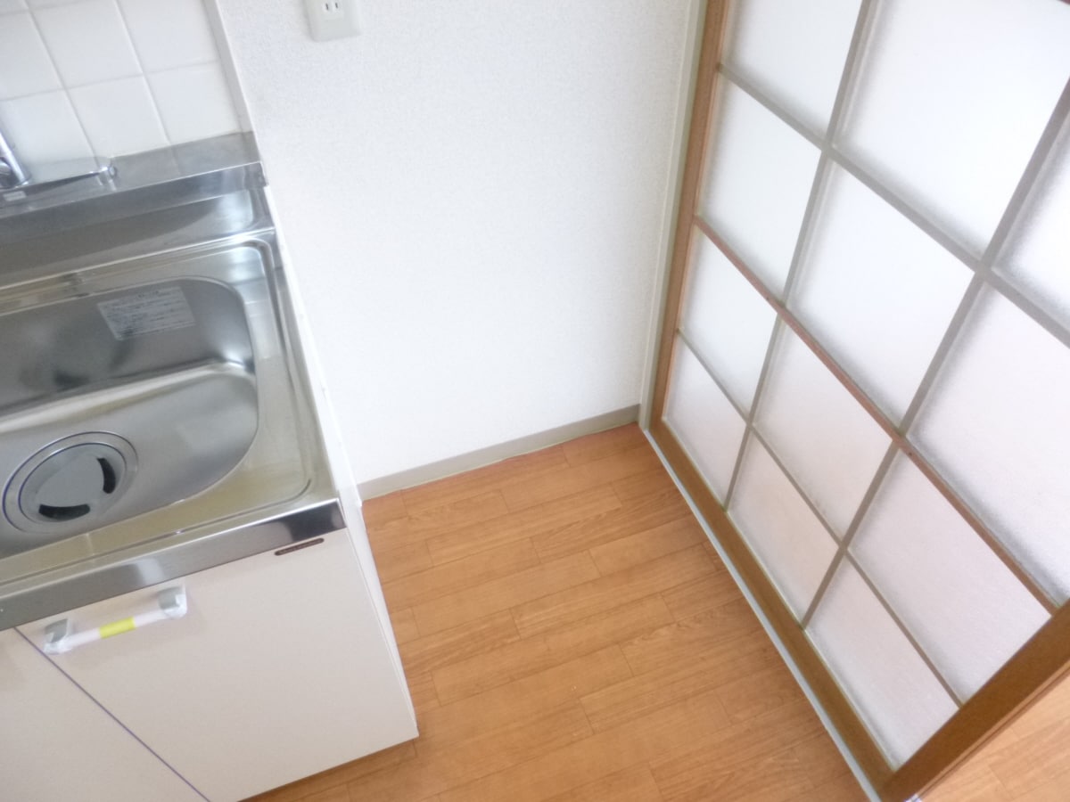 冷蔵庫置場 ドミトリー板宿