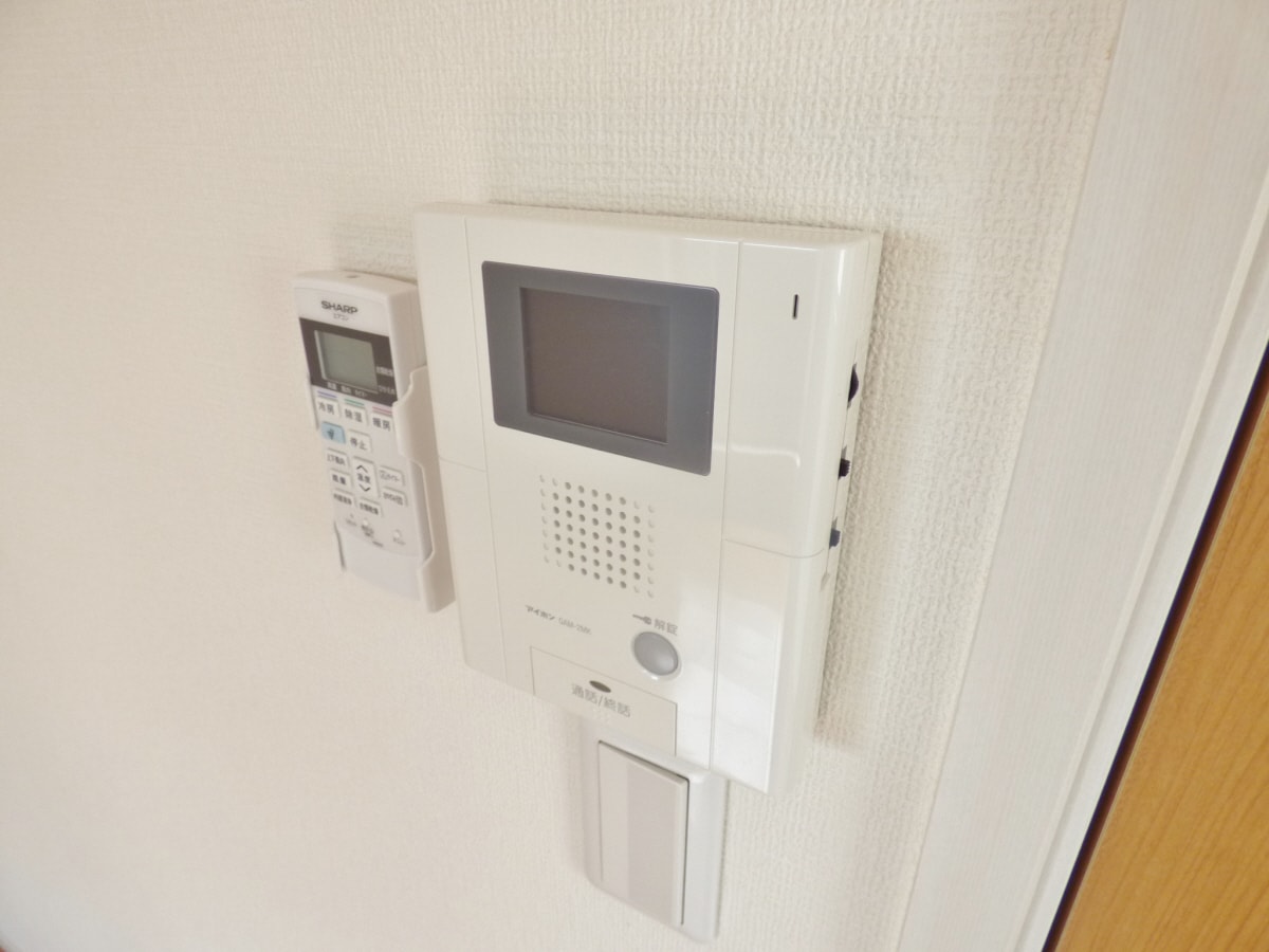 オートロック連動したＴＶモニターホン ワコーレヴィアーノ須磨離宮前