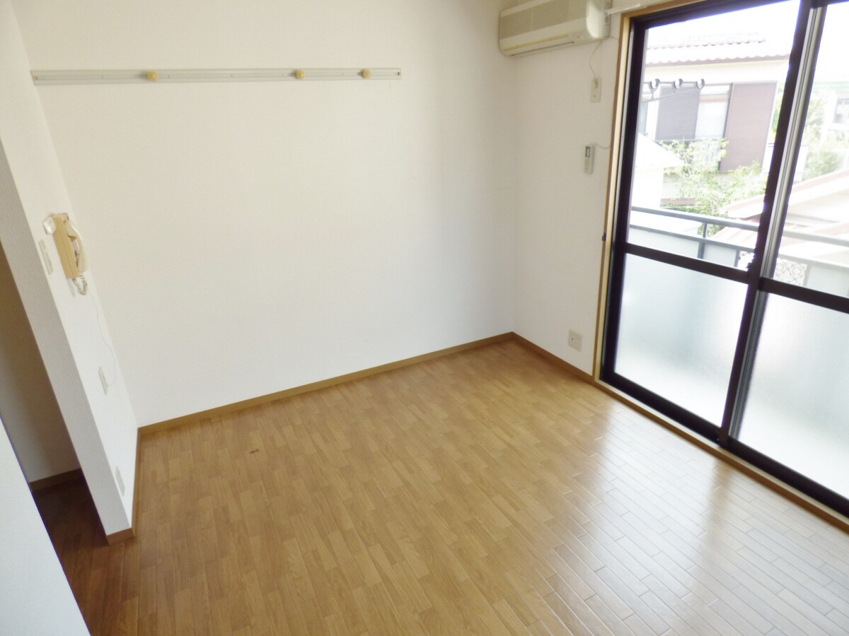 キレイなフローリング 月見山サンハイム