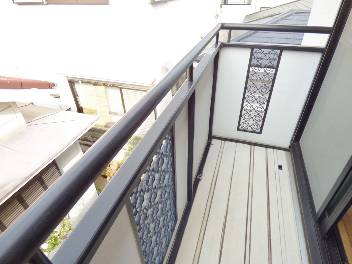 明るいバルコニー 月見山サンハイム