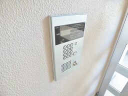 安心のオートロック完備