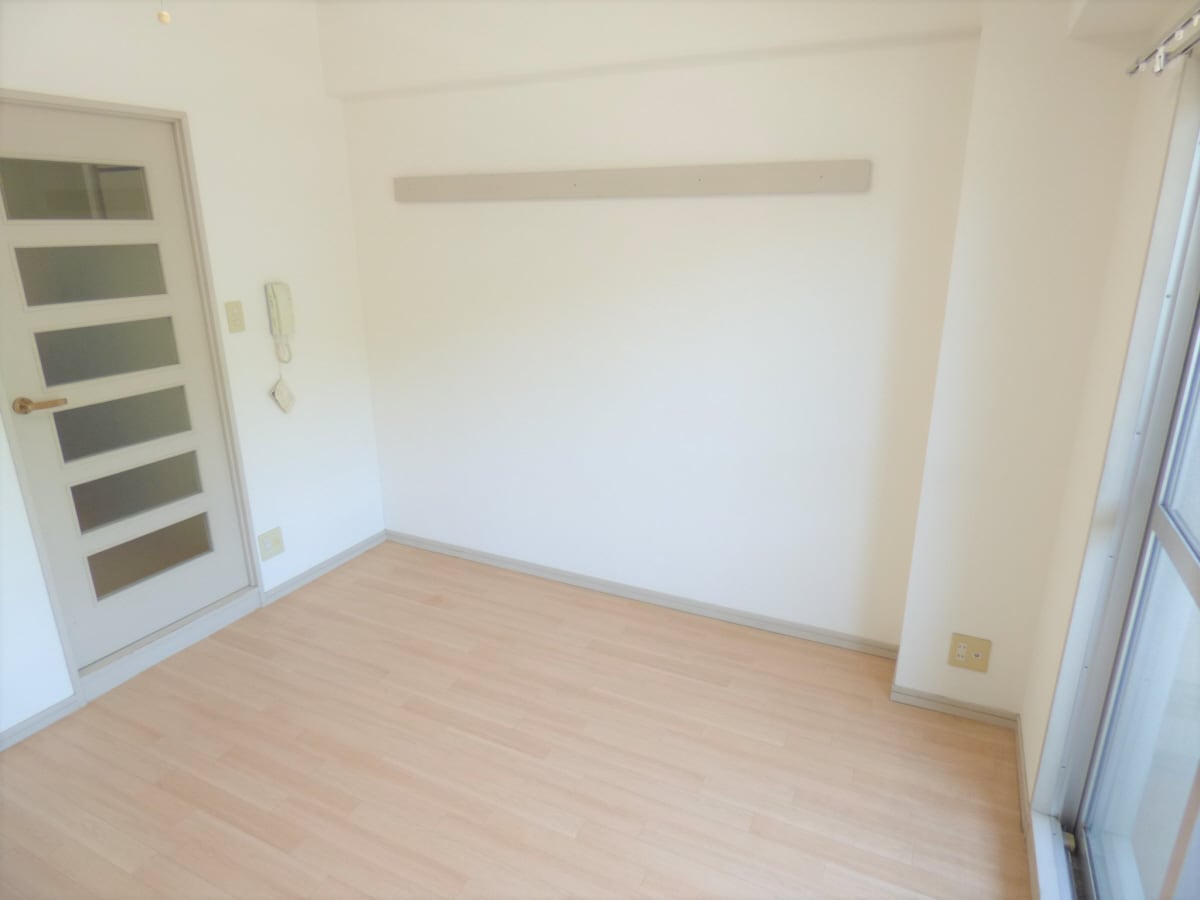 キレイなフローリング リバーサイド樫の木